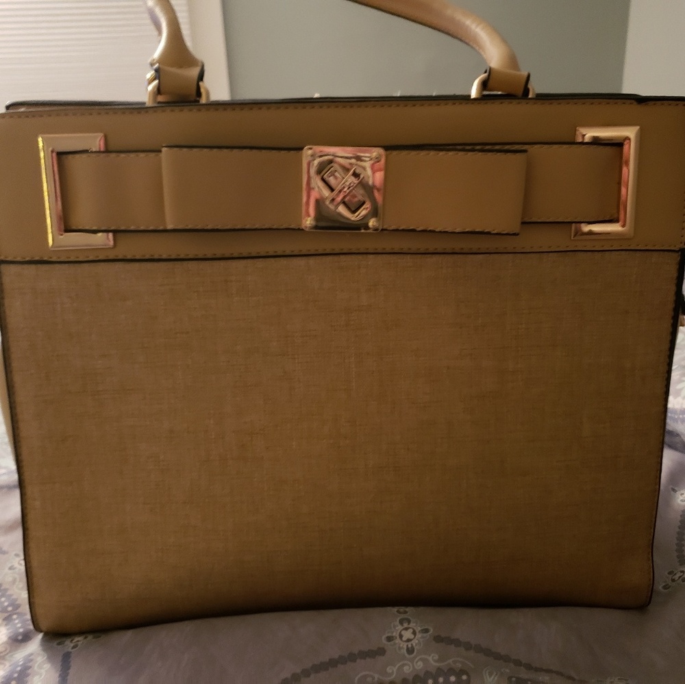 Beautiful tote style bag